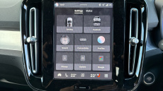 Volvo XC40 2.0 B3P Plus Black Edition 5dr Auto Petrol Estate